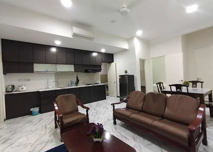 Blue Sky Apartment 5-6Pax